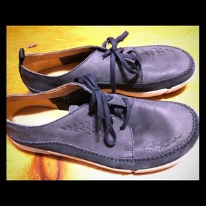 Clark’s men’s navy driving shoes
